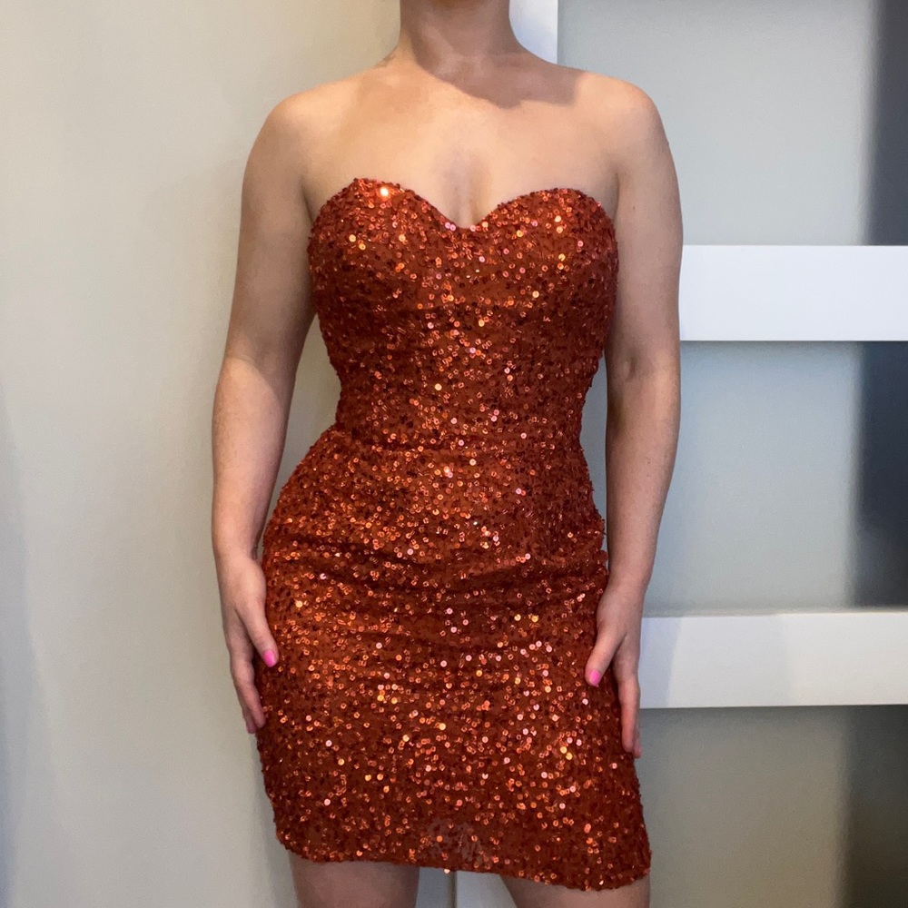 Gorgeous Scala Semiformal size 4